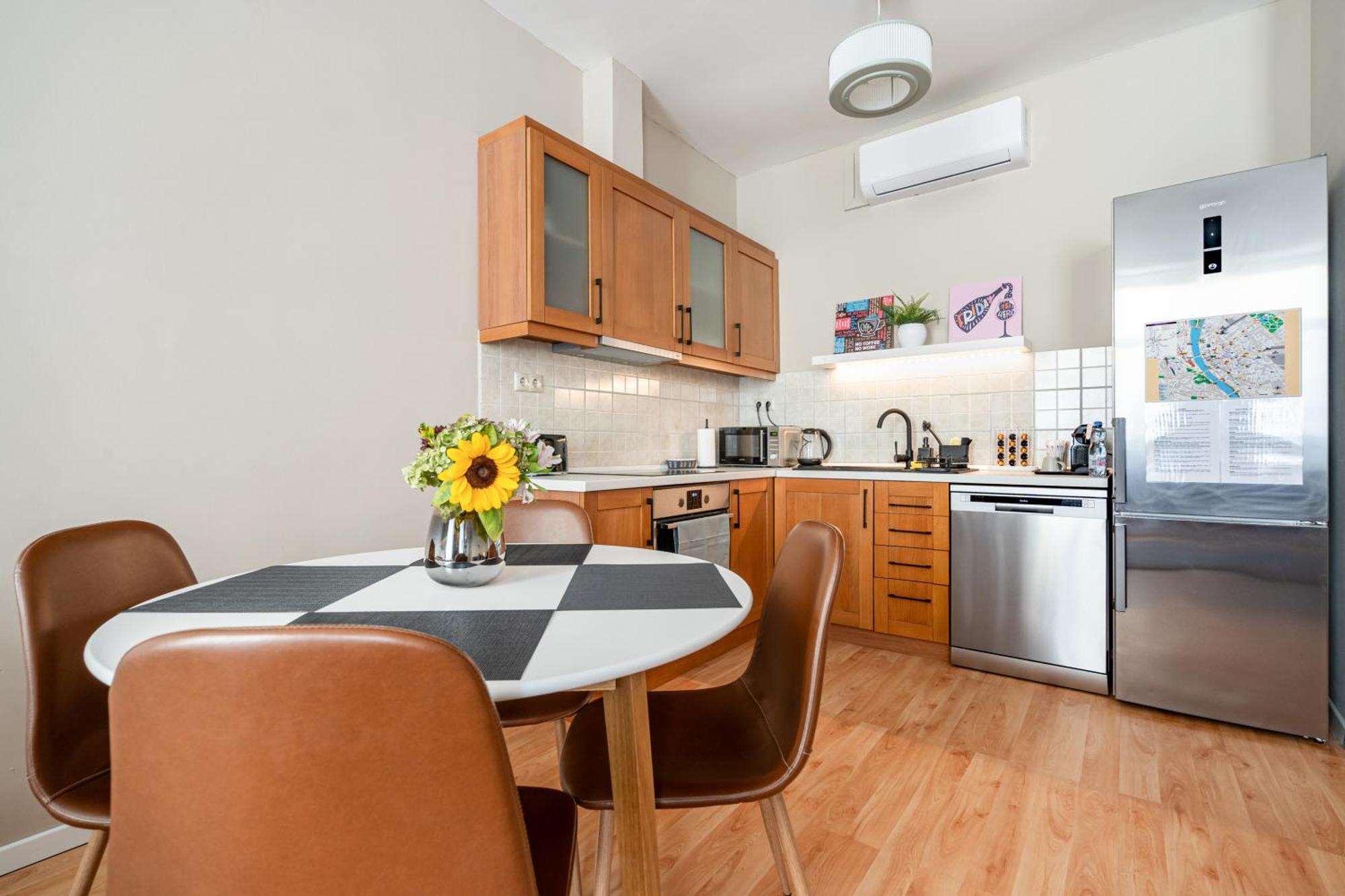 Apartament Sarah's With Pool, Wellness, Fitness Budapesta