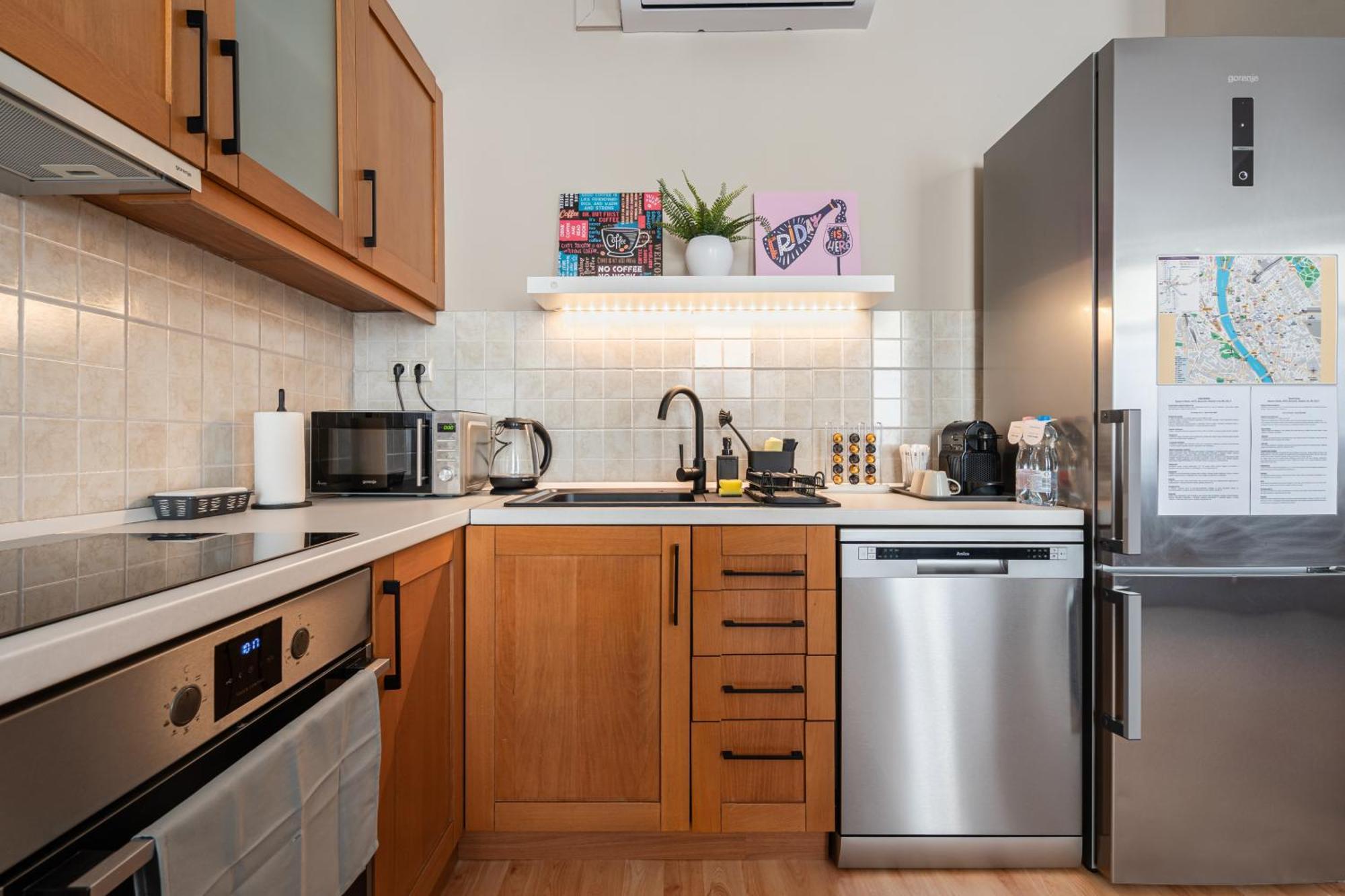 Apartament Sarah's With Pool, Wellness, Fitness Budapesta